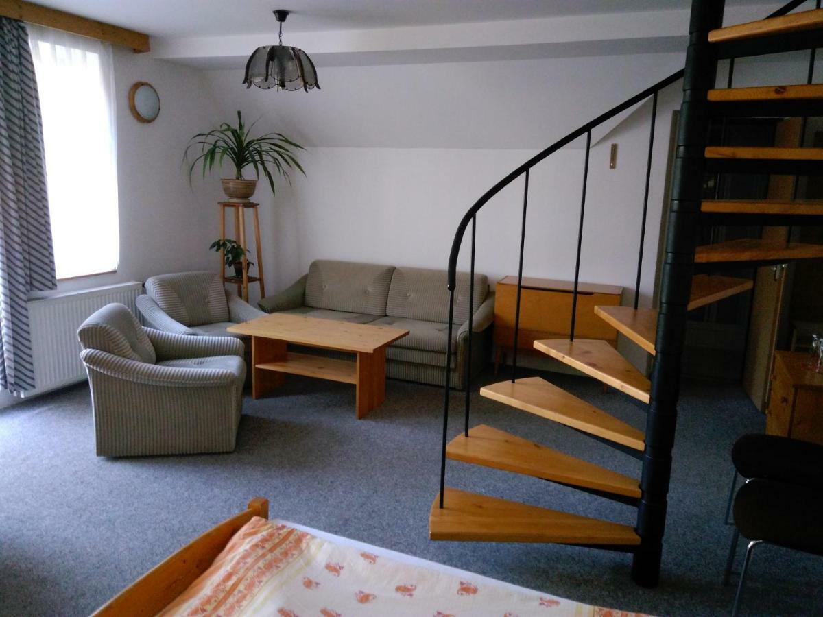 Penzion Kneifel, S.R.O. Horni Marsov Bagian luar foto